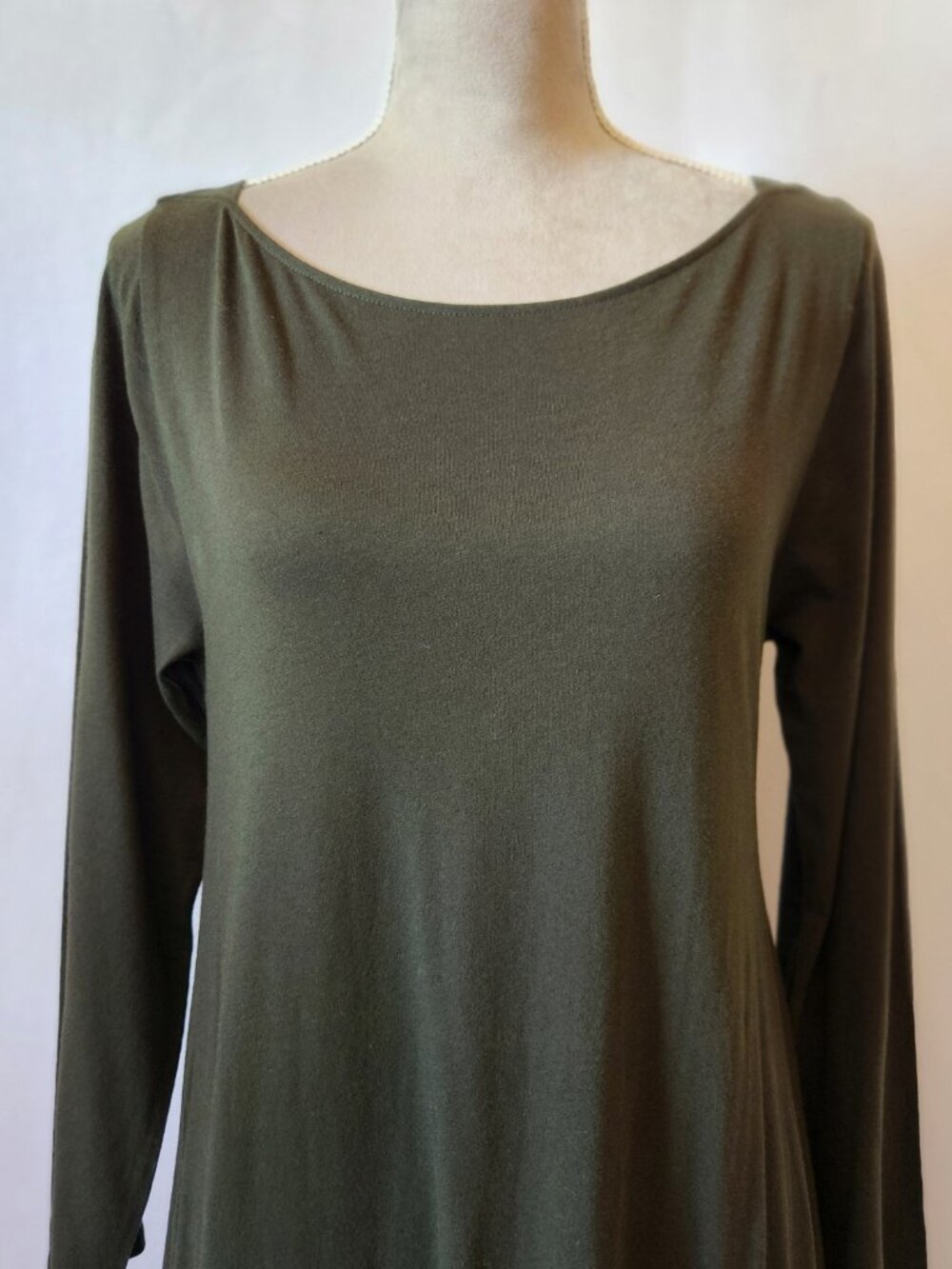 Soft Surrounding Women’s Size Medium Olive Green Knit Rayon Blend Maxi Dress - Picture 3 of 15
